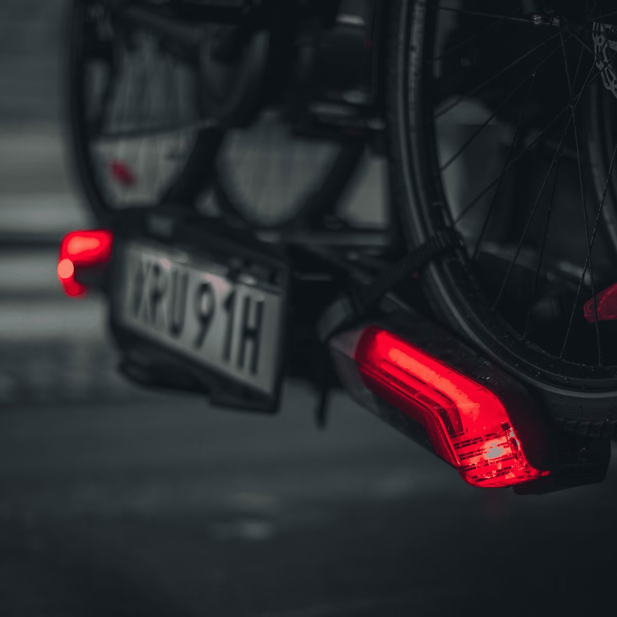 Thule EPOS 2 – Klappbarer Kupplungsträger für 2 Fahrräder – Bild 2
